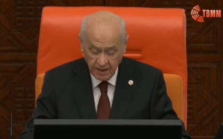 28. Yasama Dönemi başladı… Milletvekilleri yemin ediyor (CANLI) 28. Yasama Dönemi başladı… Milletvekilleri yemin ediyor (CANLI)