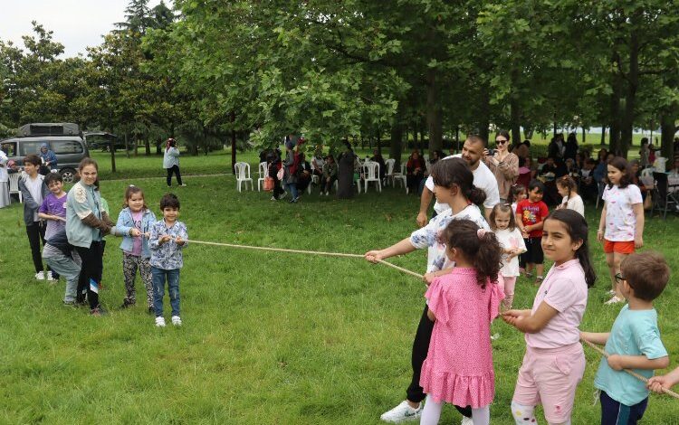 İzmit ‘yaza merhaba’ dedi İzmit ‘yaza merhaba’ dedi