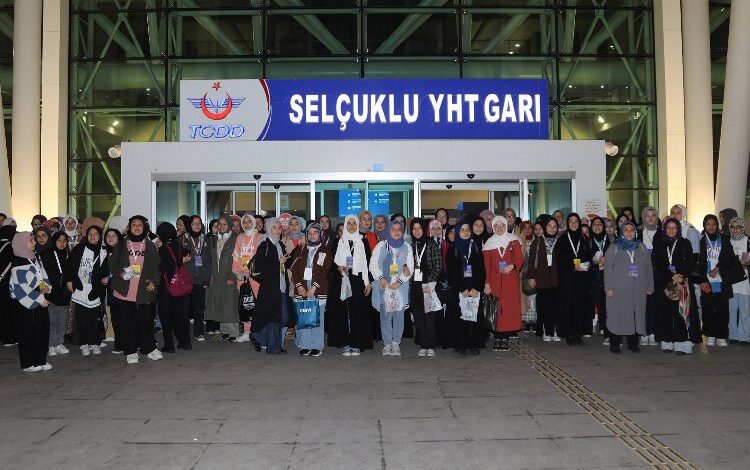 Konya hafızları İstanbul ile buluştu Konya hafızları İstanbul ile buluştu