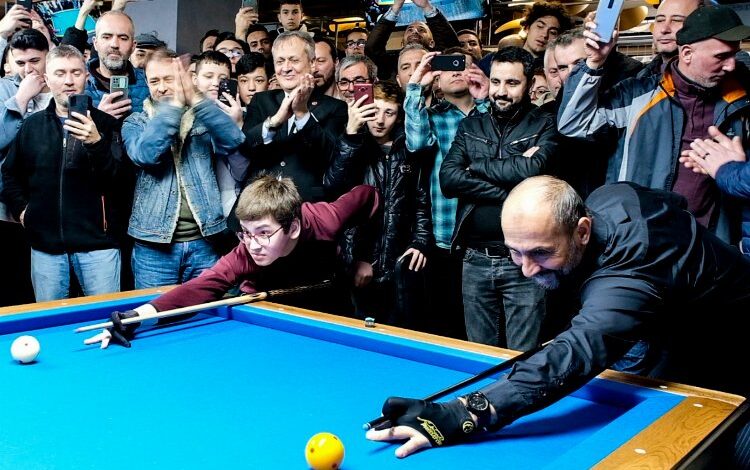 Bursa’da dünya şampiyonundan bilardo şov Bursa’da dünya şampiyonundan bilardo şov