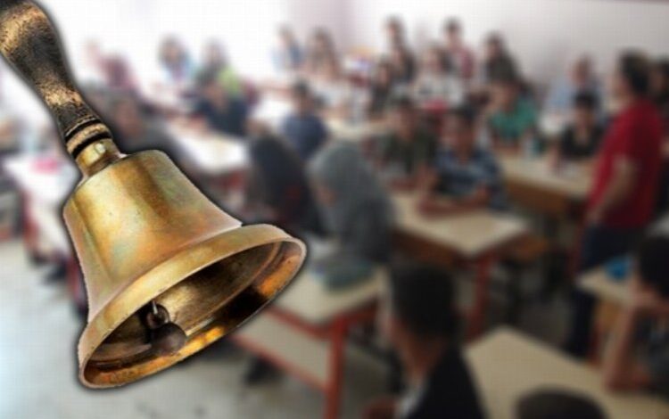 Yeni dönemin ilk ders zili çaldı Yeni dönemin ilk ders zili çaldı