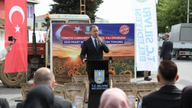 Silivri’den üreticilere ayçiçek tohumu desteği