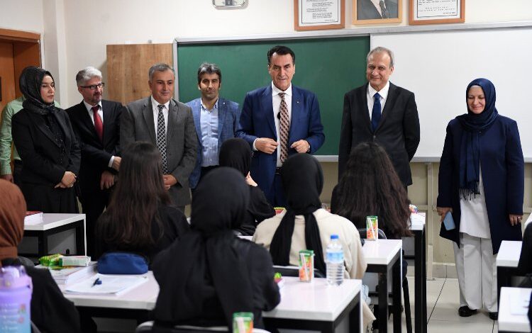 Bursa Osmangazi’de eğitimin kalitesi yükseldi