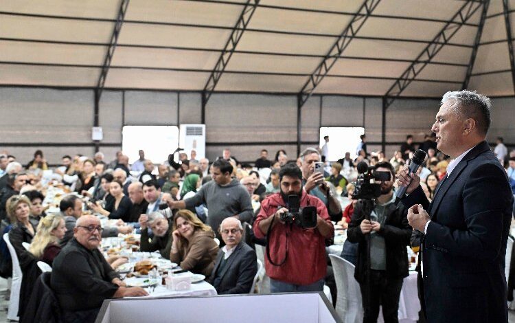 Muratpaşa’daki etkinlik çadırı ilk konukları ağırladı Muratpaşa’daki etkinlik çadırı ilk konukları ağırladı