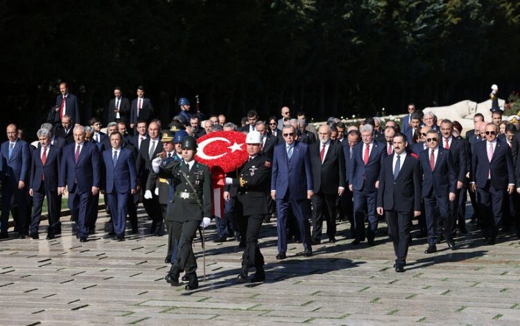 Cumhurbaşkanı Erdoğan Anıtkabir’de Cumhurbaşkanı Erdoğan Anıtkabir’de
