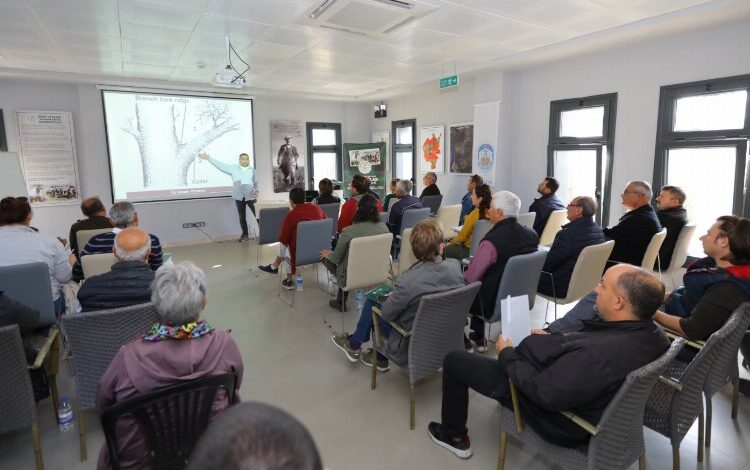 İzmir Efes Tarlası Yaşam Köyü’nde eğitimler başladı İzmir Efes Tarlası Yaşam Köyü’nde eğitimler başladı
