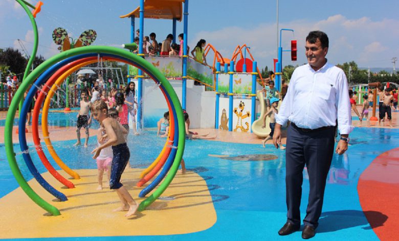 Bursa Osmangazi’den çocuklara çifte bayram Bursa Osmangazi’den çocuklara çifte bayram