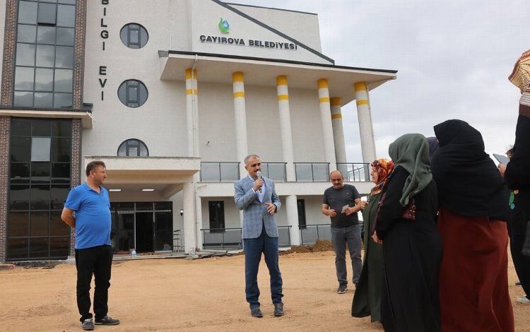 Çayırovalı kadınlar ilçedeki projeleri gezdi