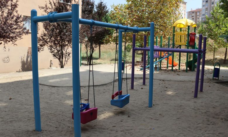 Kocaeli İzmit’teki parklara bakım onarım Kocaeli İzmit’teki parklara bakım onarım