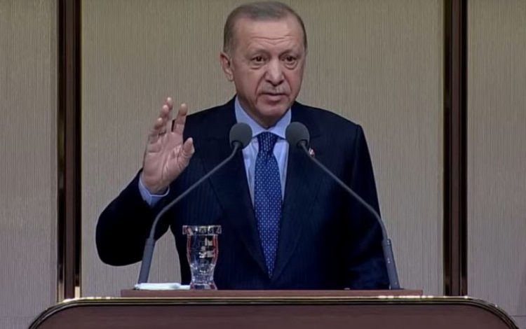 Cumhurbaşkanı Erdoğan: “Harekat, barış ve istikrara vurulmuş ağır darbedir” Cumhurbaşkanı Erdoğan: “Harekat, barış ve istikrara vurulmuş ağır darbedir”