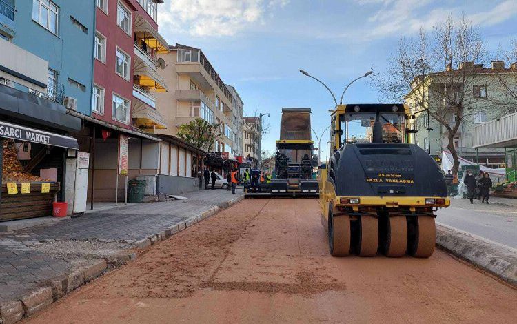 Kocaeli’nde asfaltlama çalışması devam ediyor
