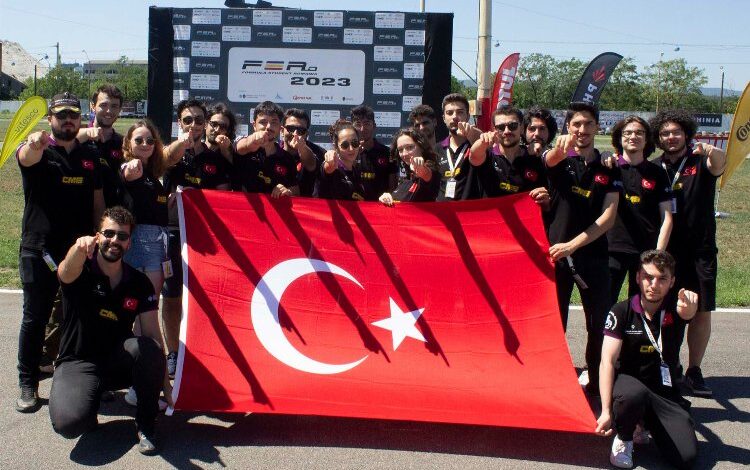 DEÜ’nün formula ekibi Romanya’da fırtına estirdi DEÜ’nün formula ekibi Romanya’da fırtına estirdi