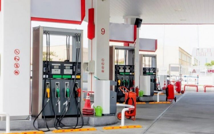 Akaryakıtta indirimler sürüyor… Bu kez indirim sırası motorinde Akaryakıtta indirimler sürüyor… Bu kez indirim sırası motorinde