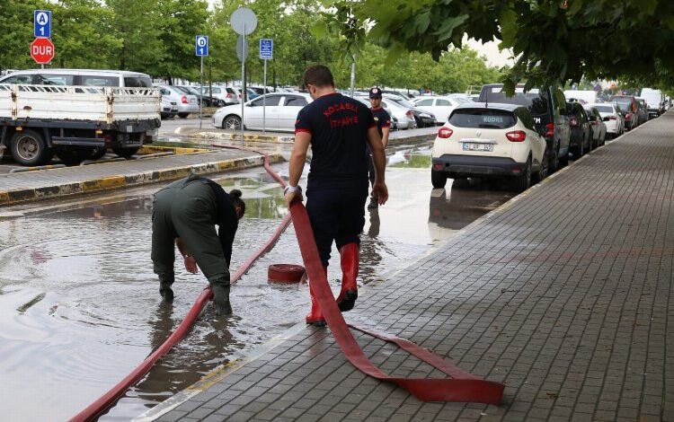 Kocaeli su baskınlarına karşı teyakkuzda Kocaeli su baskınlarına karşı teyakkuzda