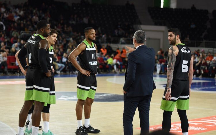 Potanın Tarzanları’ndan kıyasıya mücadele