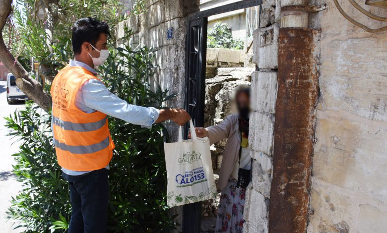 Gaziantep 5 bin aileye et dağıtımı Gaziantep 5 bin aileye et dağıtımı