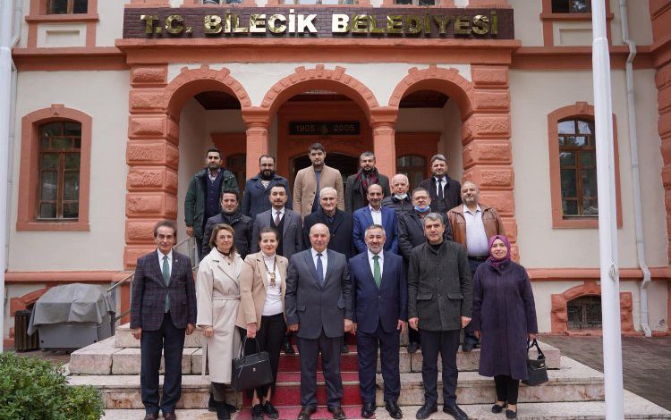 AK Parti Bilecik İl Başkanı Yıldırım’dan CHP’li Belediye Başkanvekiline hayırlı olsun ziyareti
