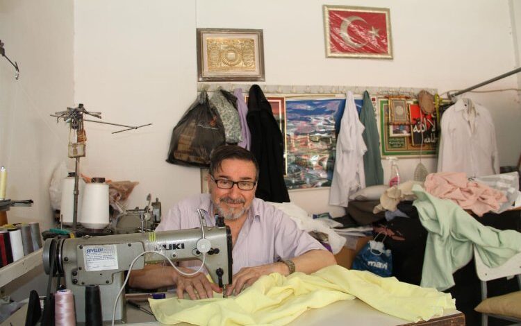 69 yıldır dikiş makinesi başında geçen bir ömür (ÖZEL HABER) 69 yıldır dikiş makinesi başında geçen bir ömür (ÖZEL HABER)