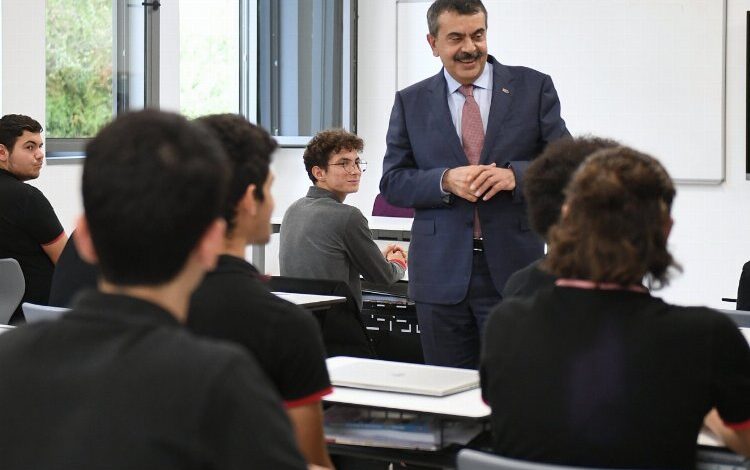 Öğrencilerin ilk ara tatili başladı Öğrencilerin ilk ara tatili başladı