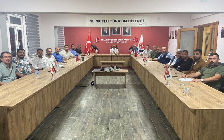 MHP Keşan’da yeni yönetim görev bölümü yaptı MHP Keşan’da yeni yönetim görev bölümü yaptı