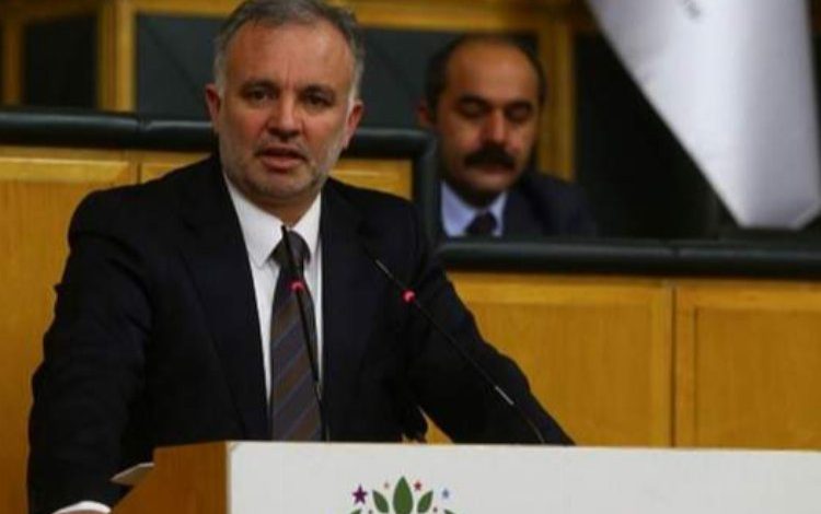 Ayhan Bilgen, HDP’den istifa etti Ayhan Bilgen, HDP’den istifa etti