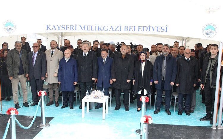 Kayseri Mimarsinan’da Ertuğrul Gazi Camisi’ne tanıtım Kayseri Mimarsinan’da Ertuğrul Gazi Camisi’ne tanıtım