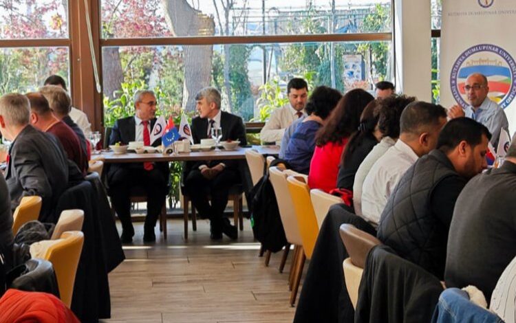 Başkan Işık Staff Week etkinliğinde Başkan Işık Staff Week etkinliğinde