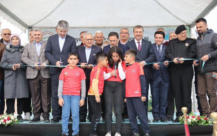 Yeşilhisar Millet Bahçesi Kayseri’ye yakıştı Yeşilhisar Millet Bahçesi Kayseri’ye yakıştı