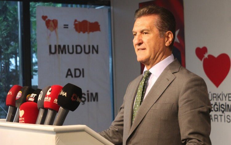 Sarıgül’ün partisi CHP ile birleşiyor Sarıgül’ün partisi CHP ile birleşiyor