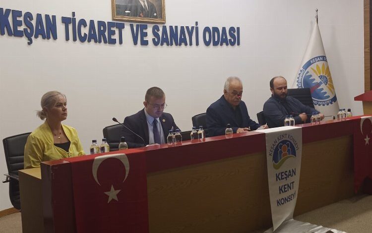 Keşan Kent Konseyi’nden 100. yıl Halk Yürüyüşü Keşan Kent Konseyi’nden 100. yıl Halk Yürüyüşü