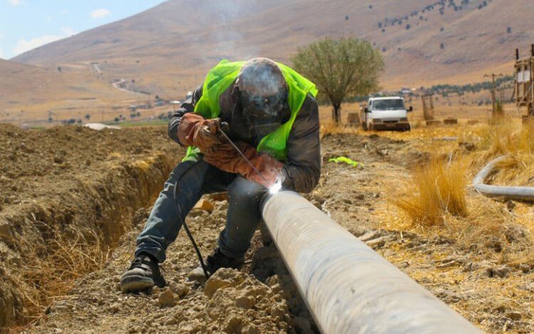 İki mahallenin içme suyu hattı yenileniyor