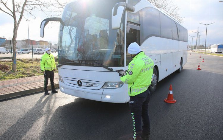 Emniyet’ten ‘şehirlerarası’ denetimlerde 123 araç men edildi