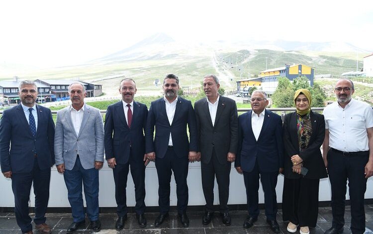 Kayseri protokolünden yüksek irtifalı ziyaret
