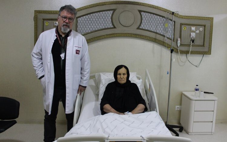 Iraklı hasta Bursa’da ‘Mitraclip’ yöntemiyle şifa buldu Iraklı hasta Bursa’da ‘Mitraclip’ yöntemiyle şifa buldu