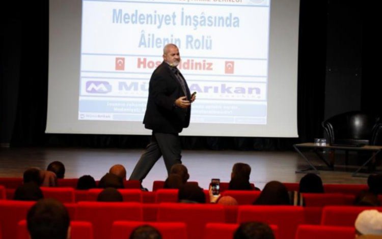 Yazar Arıkan: “Medeniyet insandan başlar”