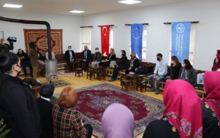 AB Türkiye Büyükelçilerinin eşleri Bursa’da buluştu