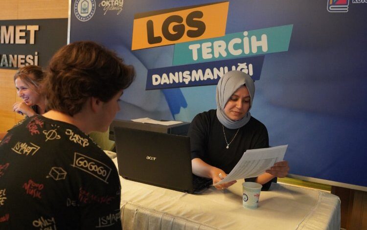 Bursa Yıldırım’da öğrencilere ücretsiz danışmanlık Bursa Yıldırım’da öğrencilere ücretsiz danışmanlık