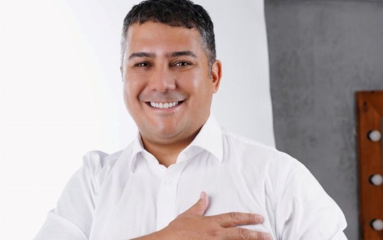 Mutlu: Muhalefet, iktidarın yan bahçeleri oldu! Mutlu: Muhalefet, iktidarın yan bahçeleri oldu!