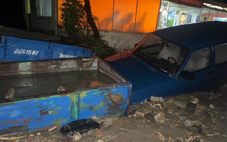 AFAD uyarmıştı! Bilecik Pazaryeri’nde şiddetli yağış afete dönüştü! AFAD uyarmıştı! Bilecik Pazaryeri’nde şiddetli yağış afete dönüştü!