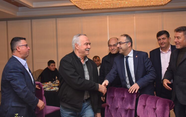 CHP Bursa’da şoför esnafın sorunlarını dinledi CHP Bursa’da şoför esnafın sorunlarını dinledi