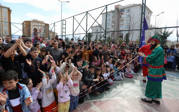 Bursa İnegöl’de mahallelerde Ramazan Şenliği
