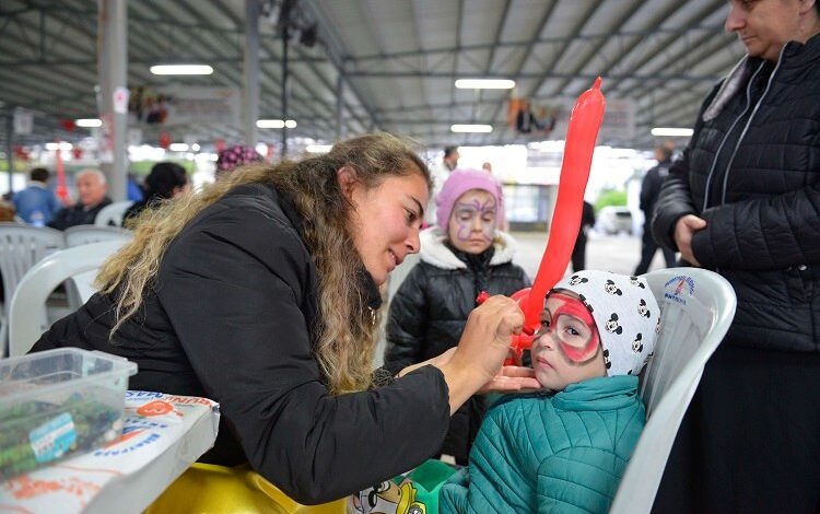 Antalya Muratpaşa’nın mahalle iftarları devam ediyor