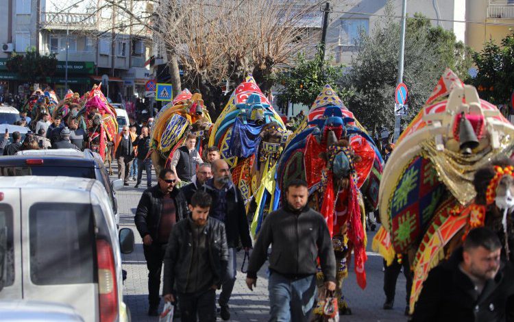40. yılın deve güreşinde altın havan sahibini buldu
