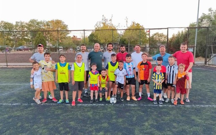 Keşan İdmanyurdu Futbol Akademisi’ne büyük ilgi Keşan İdmanyurdu Futbol Akademisi’ne büyük ilgi