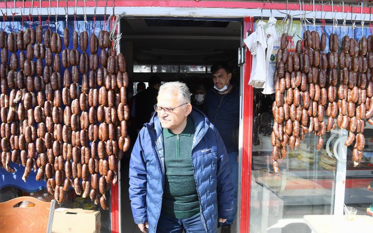 Memduh Büyükkılıç’tan ‘Hacılar’ mesaisi