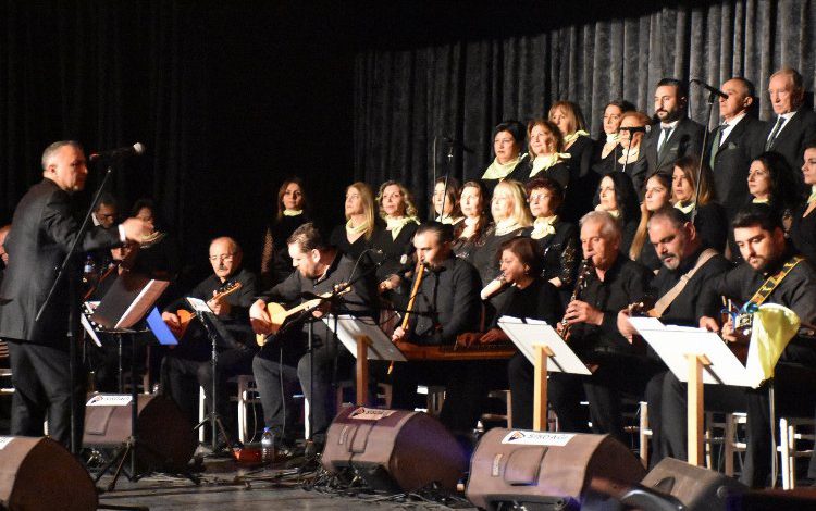 Bursa Gemlik’te türkü ziyafeti Bursa Gemlik’te türkü ziyafeti