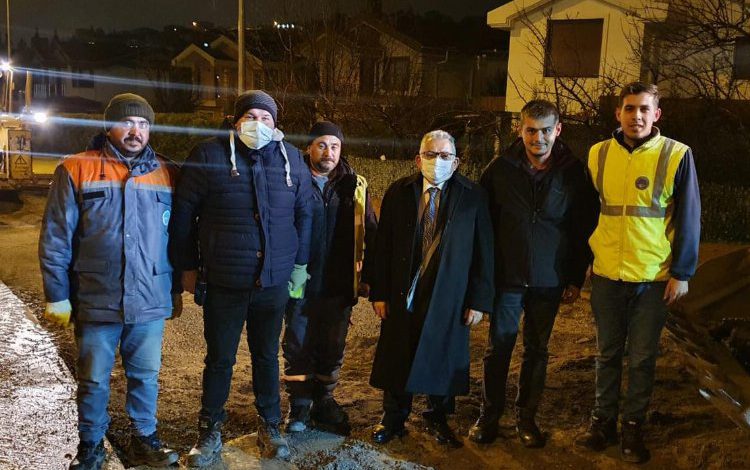 Başkan Büyükkılıç gece gündüz yatırımları denetliyor