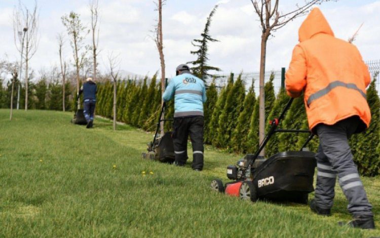 Kayseri OSB’den park temizliği Kayseri OSB’den park temizliği