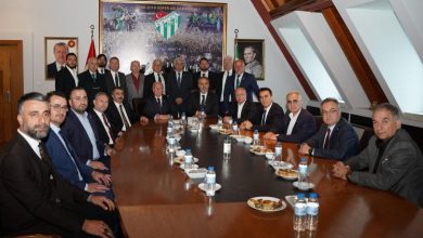 AK Parti’den Bursaspor’a ziyaret