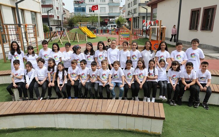 Kocasinan’da 23 Nisan’a özel klip Kocasinan’da 23 Nisan’a özel klip